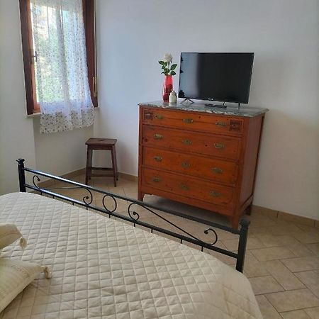 Appartamento Di Via Refini II Spoleto Exterior foto